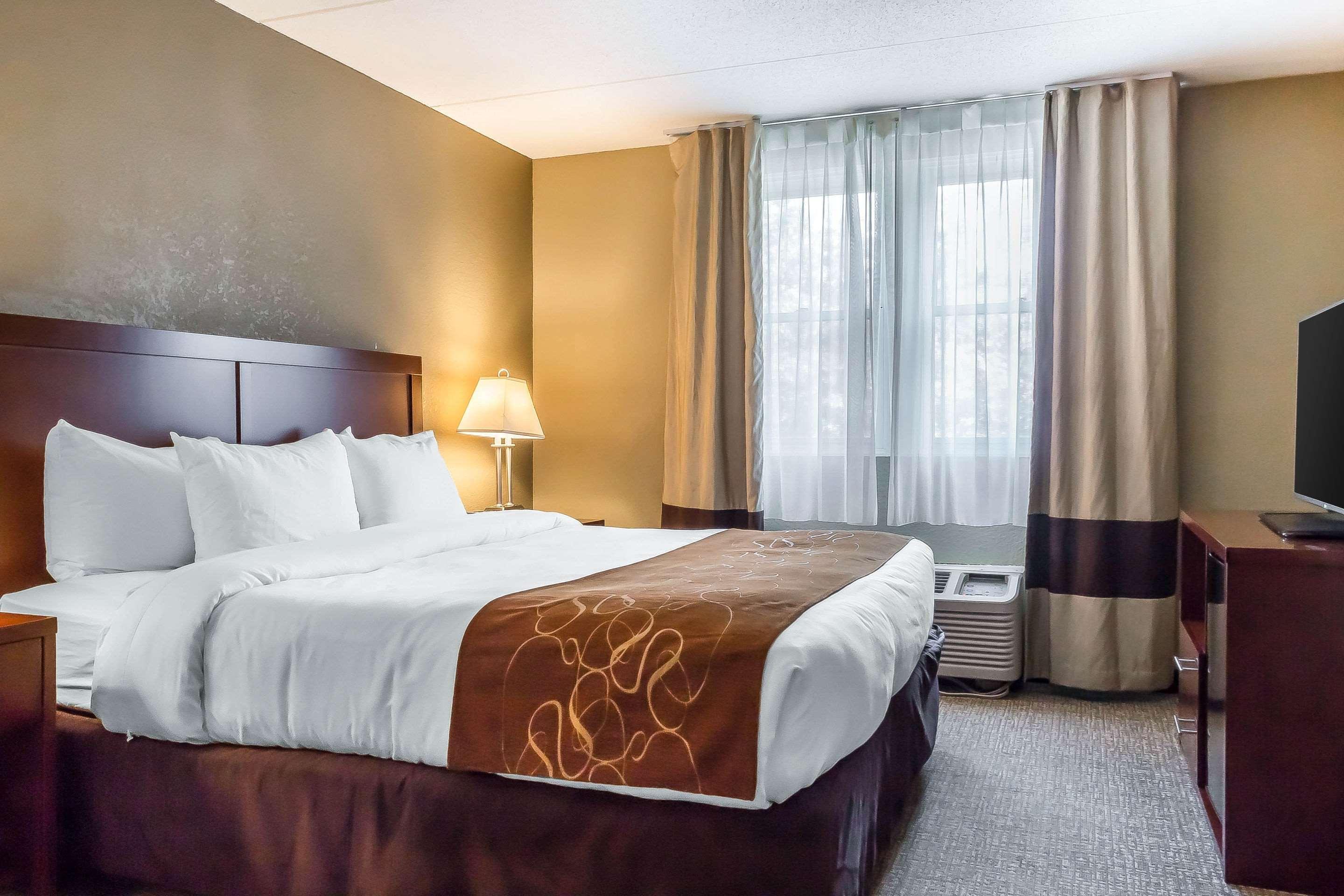 Comfort Suites Near Casinos Norwich Esterno foto