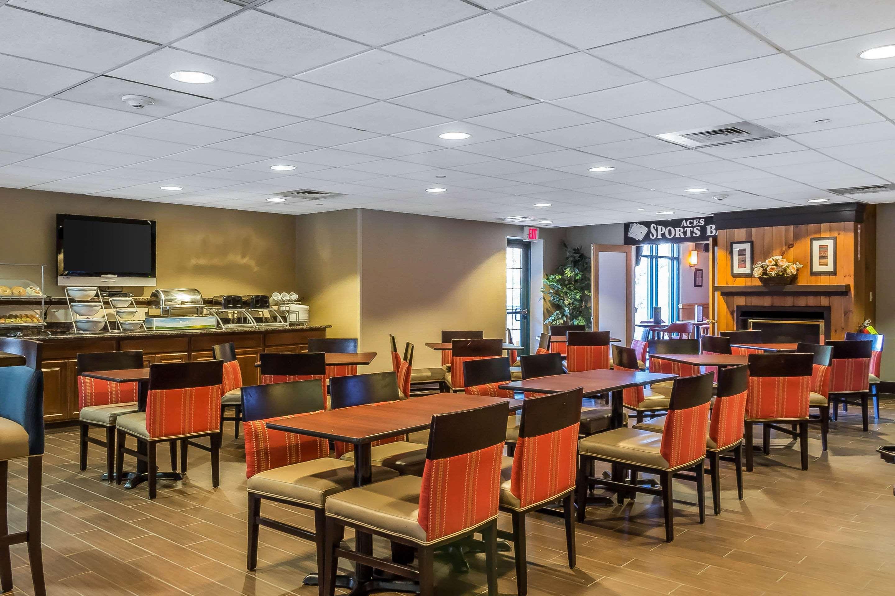 Comfort Suites Near Casinos Norwich Esterno foto