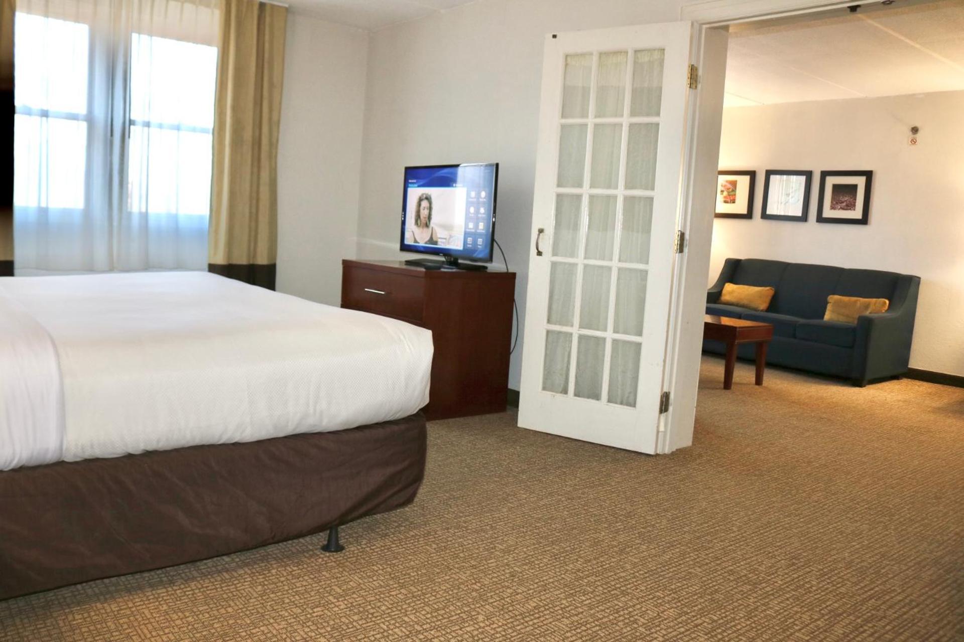Comfort Suites Near Casinos Norwich Esterno foto